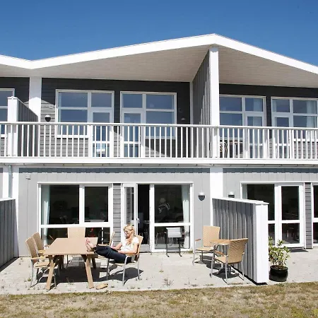 Holiday Lxx Ferienhaus *